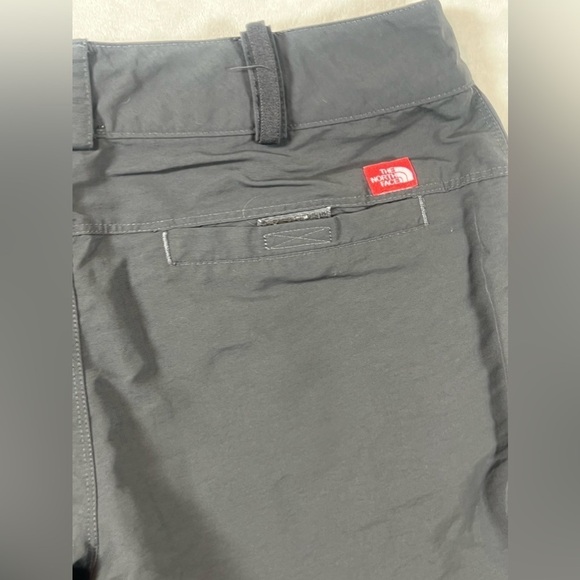 The North Face Womens Size 6 Tactical Break Away Zipper Pants Convertible Hiking - Picture 12 of 14